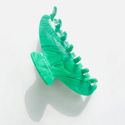 Jade green claw